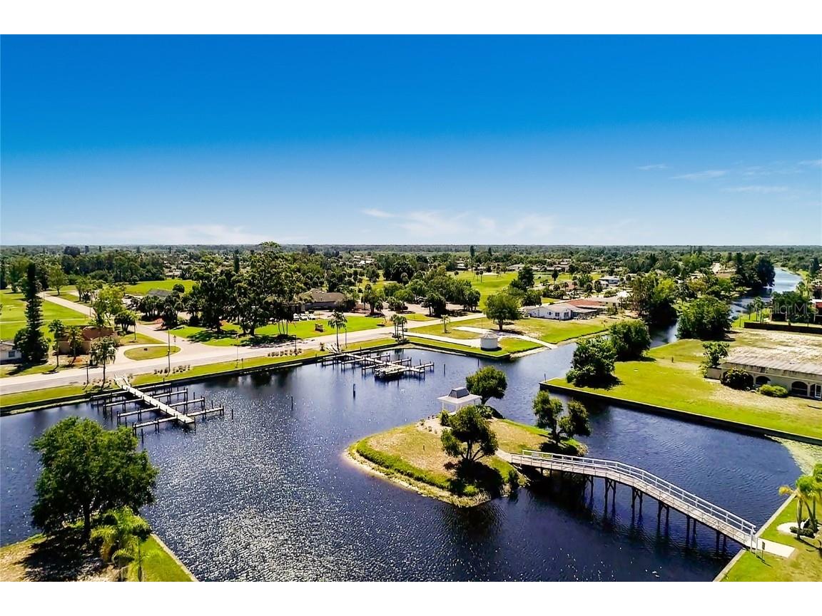 211 Rotonda Boulevard N Rotonda West FL 33947 D6141116 image23