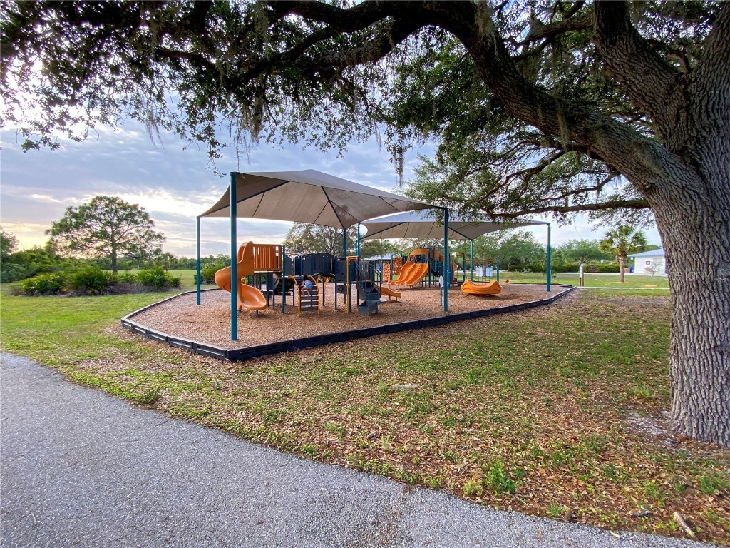 211 Rotonda Boulevard N Rotonda West FL 33947 D6141116 image27