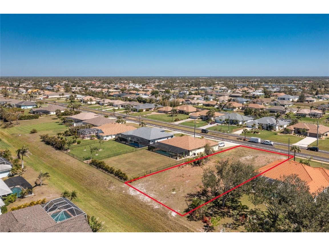 211 Rotonda Boulevard N Rotonda West FL 33947 D6141116 image3