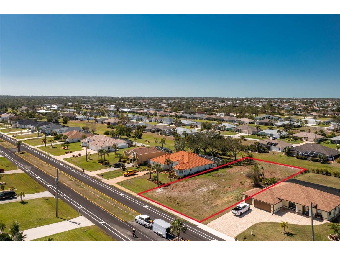 211 Rotonda Boulevard N Rotonda West FL 33947 D6141116 image7