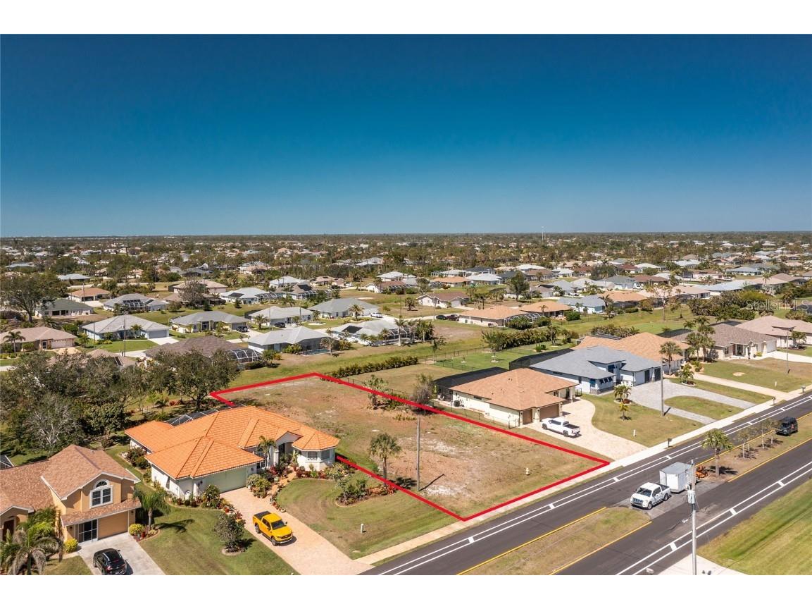 211 Rotonda Boulevard N Rotonda West FL 33947 D6141116 image9