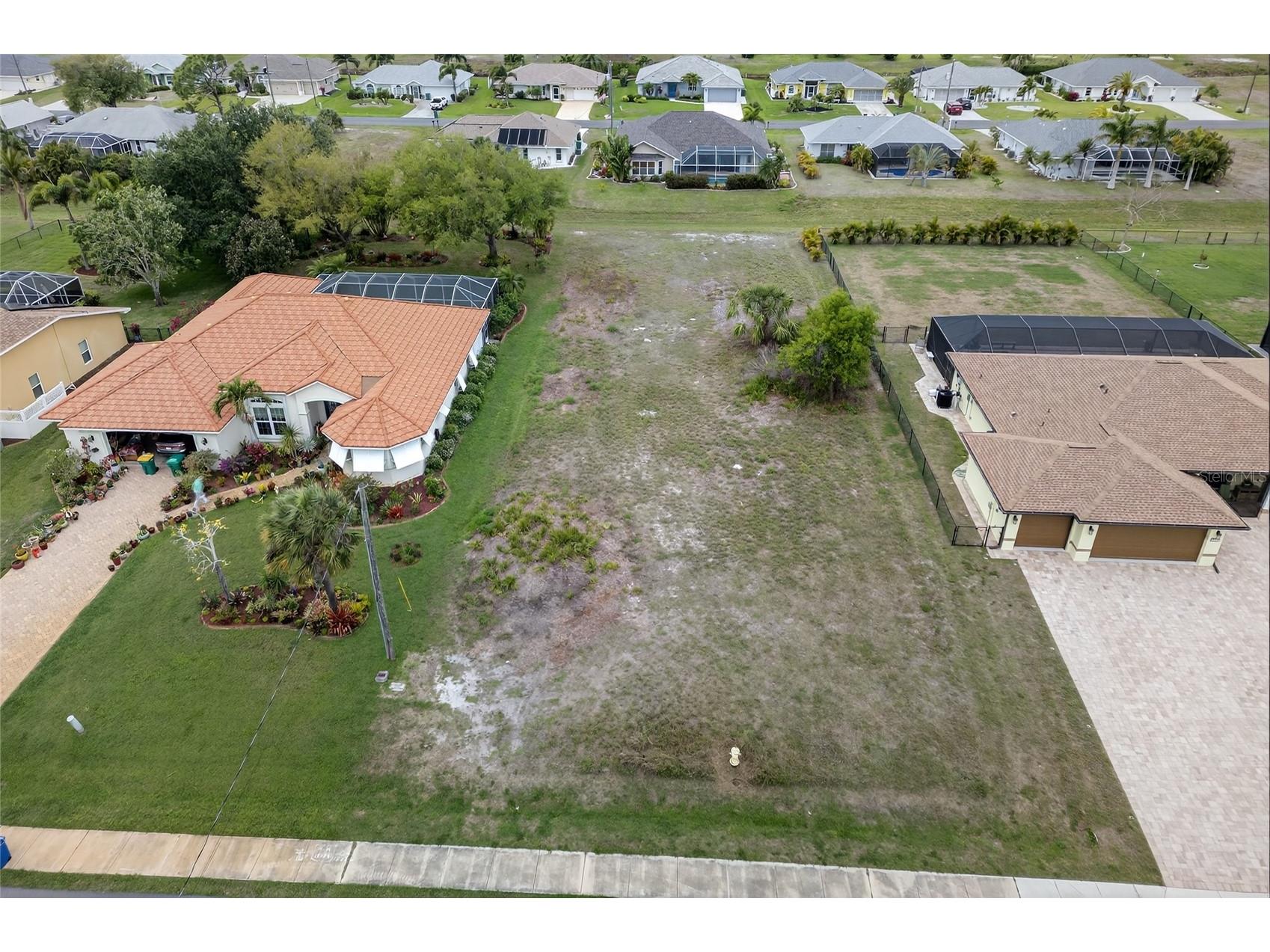 211 Rotonda Boulevard N Rotonda West FL 33947 N6143494 image1