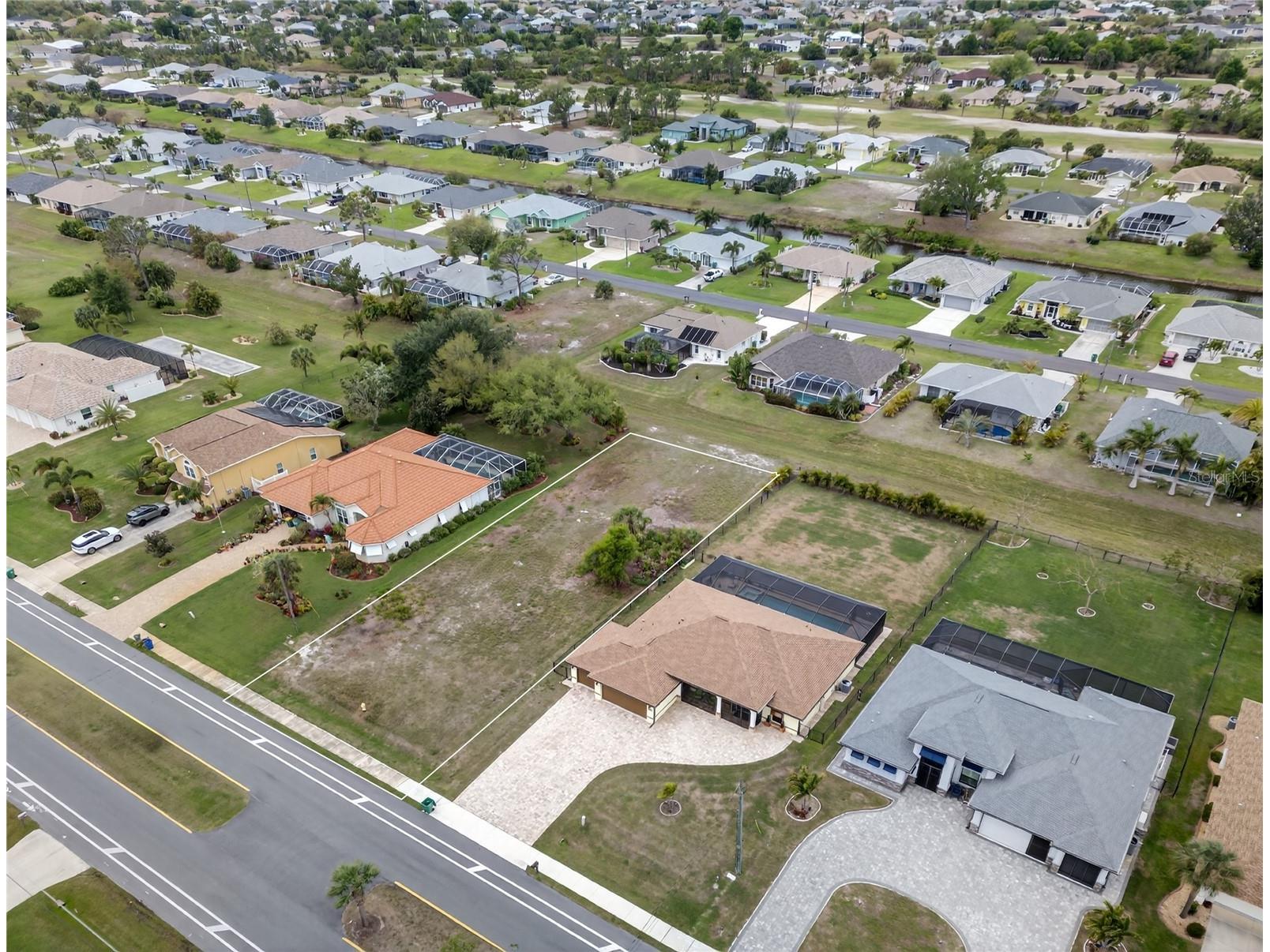 211 Rotonda Boulevard N Rotonda West FL 33947 N6143494 image3