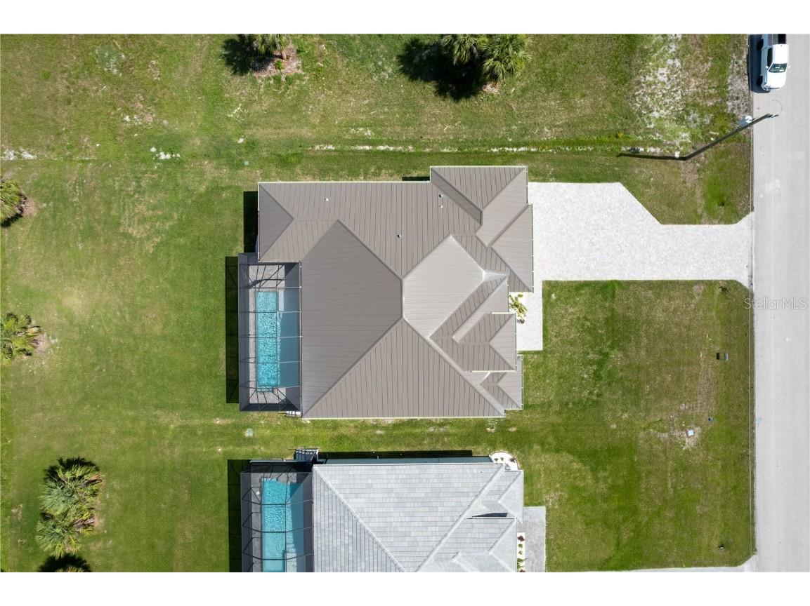 211 Rotonda Boulevard S Rotonda West FL 33947 O6302051 image4