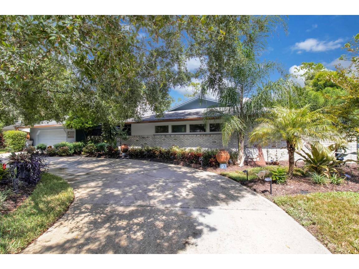 211 Royal Oaks Circle Longwood FL 32779 - LAKE BRANTLEY AND WEKIVA RIVER O6348751 image2
