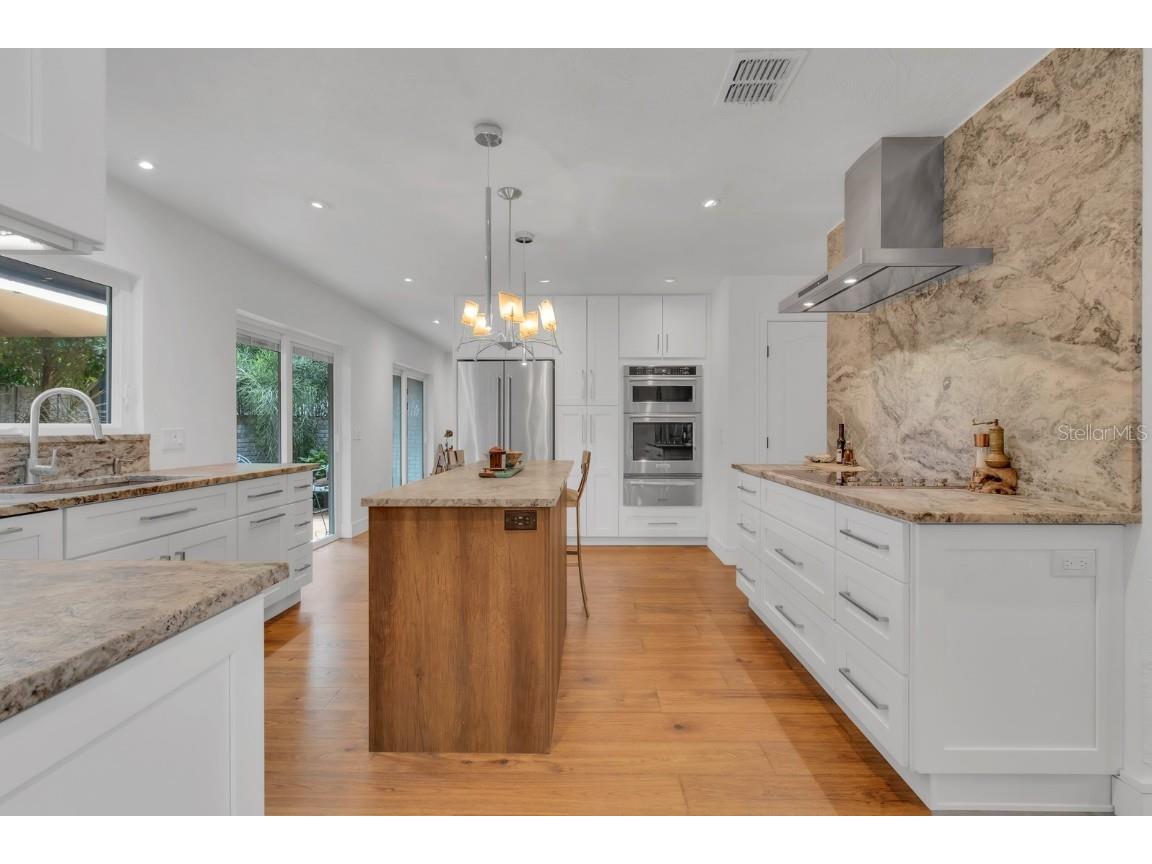 211 Royal Oaks Circle Longwood FL 32779 - LAKE BRANTLEY AND WEKIVA RIVER O6348751 image24