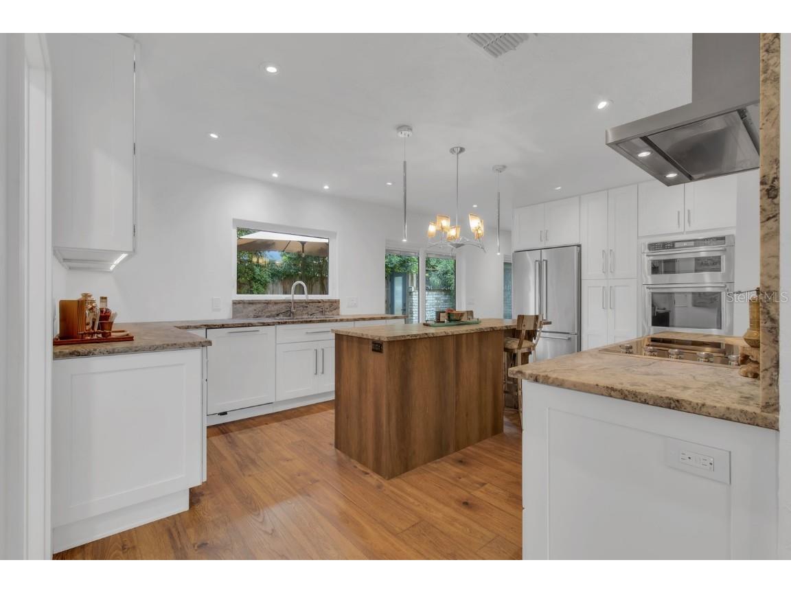 211 Royal Oaks Circle Longwood FL 32779 - LAKE BRANTLEY AND WEKIVA RIVER O6348751 image25