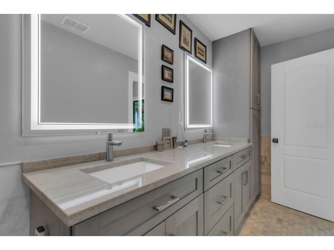 211 Royal Oaks Circle Longwood FL 32779 - LAKE BRANTLEY AND WEKIVA RIVER O6348751 image35