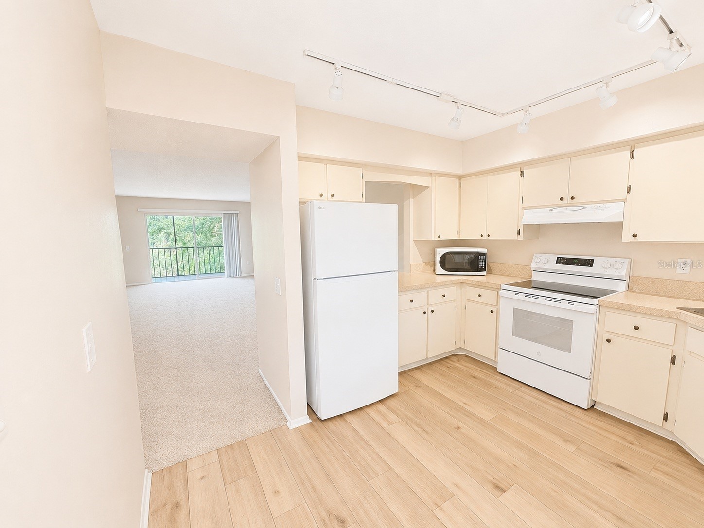 211 Rubens Drive #E Nokomis FL 34275 N6144444 image12