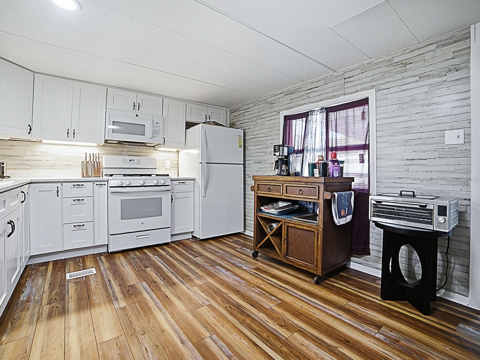 211 Rue De Paresse Tavares FL 32778 - DORA CANAL G5107214 image5