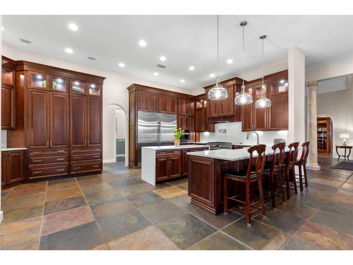 211 Rue Des Chateaux Tarpon Springs FL 34688 - LAKE TARPON TB8428028 image17