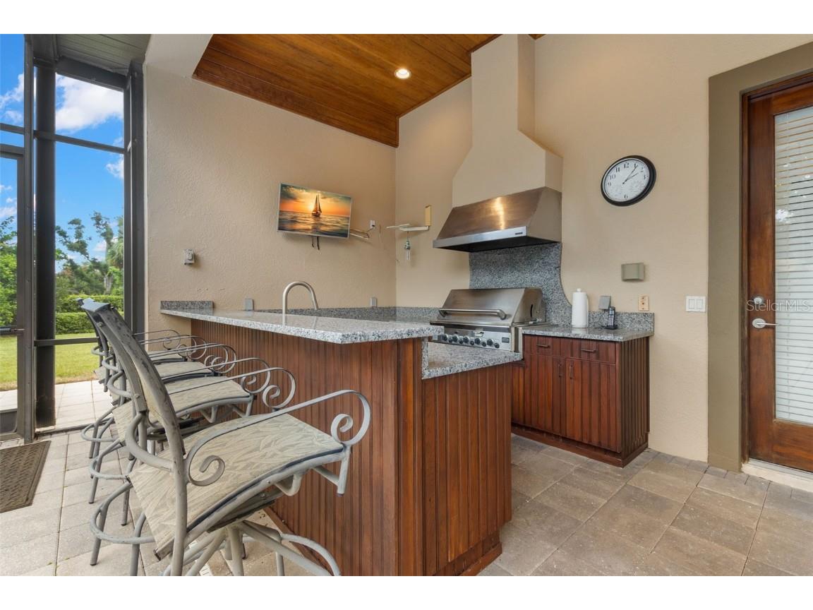 211 Rue Des Chateaux Tarpon Springs FL 34688 - LAKE TARPON TB8428028 image37