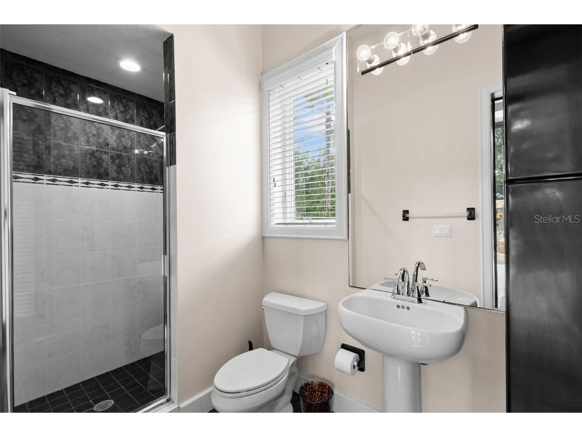 211 Rue Des Chateaux Tarpon Springs FL 34688 - LAKE TARPON TB8428028 image38