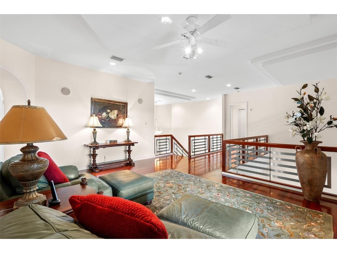 211 Rue Des Chateaux Tarpon Springs FL 34688 - LAKE TARPON TB8428028 image56