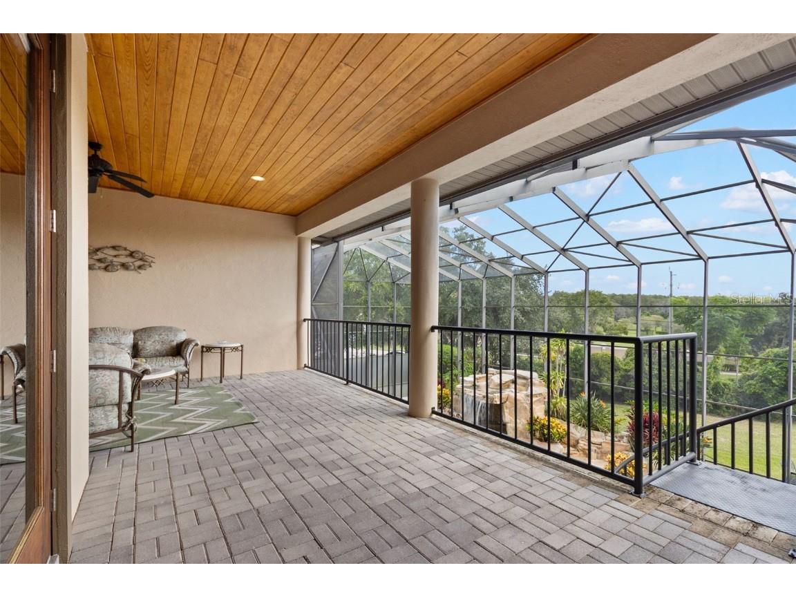 211 Rue Des Chateaux Tarpon Springs FL 34688 - LAKE TARPON TB8428028 image59