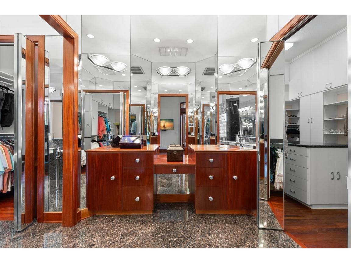 211 Rue Des Chateaux Tarpon Springs FL 34688 - LAKE TARPON TB8428028 image69