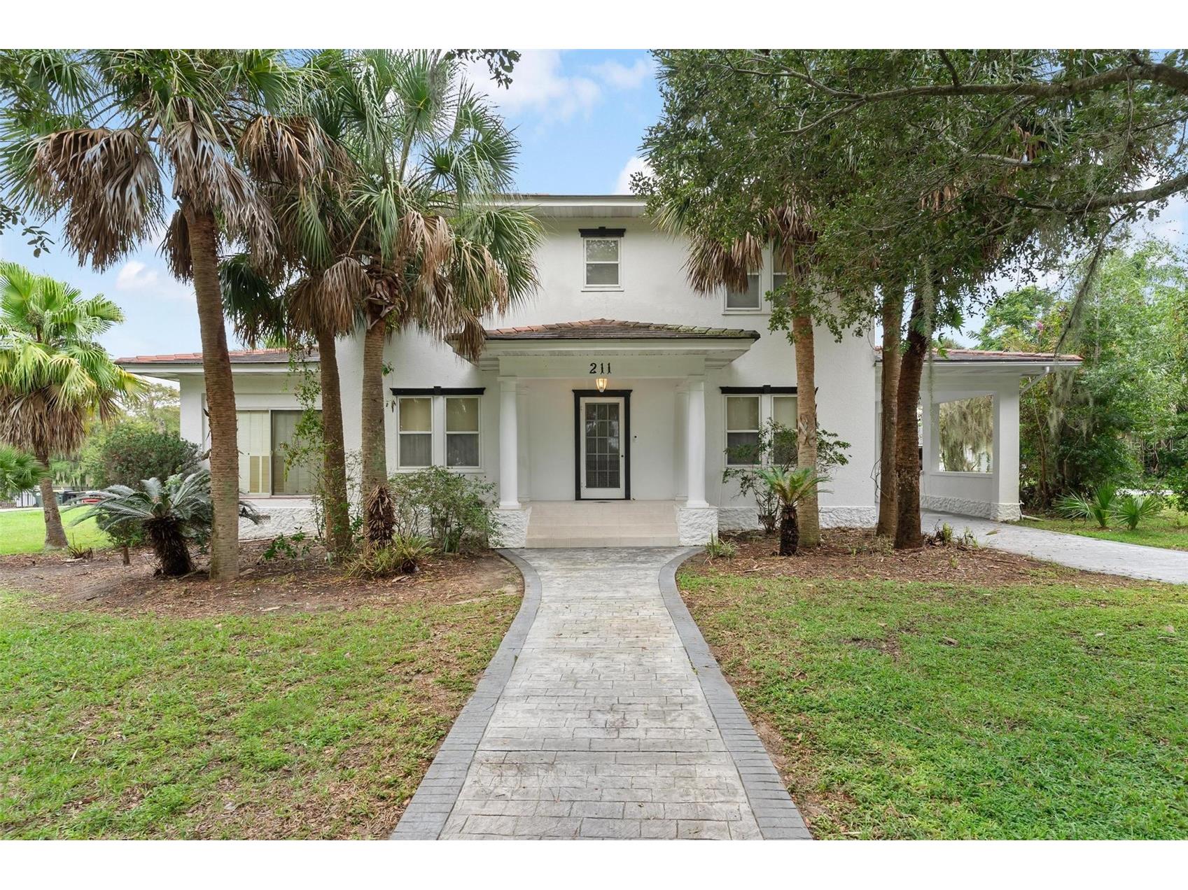 211 S Central Avenue Umatilla FL 32784 - LAKE UMATILLA G5101216 image1