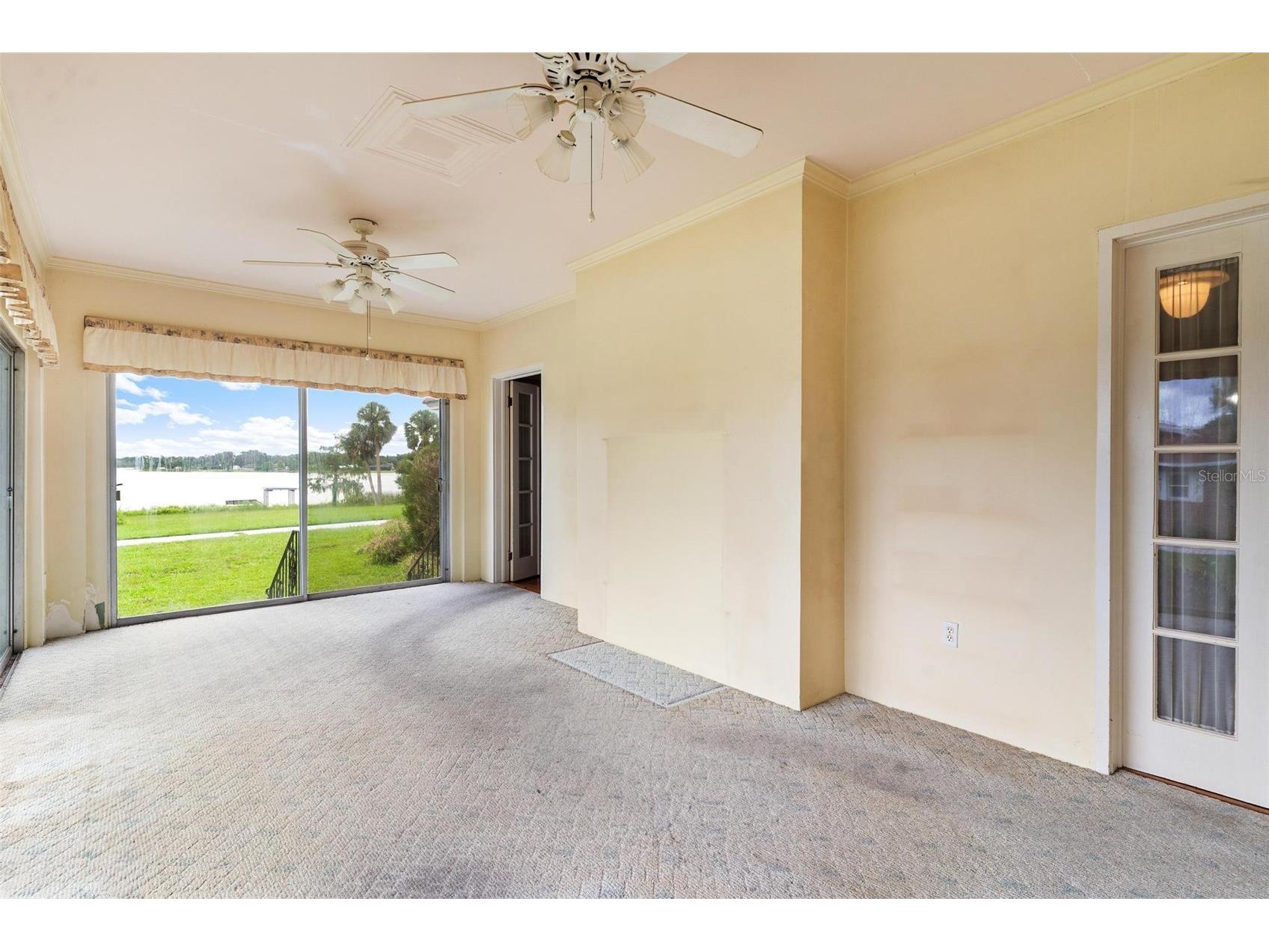 211 S Central Avenue Umatilla FL 32784 - LAKE UMATILLA G5101216 image11