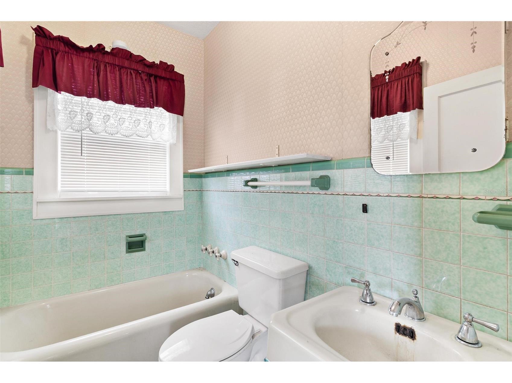 211 S Central Avenue Umatilla FL 32784 - LAKE UMATILLA G5101216 image22