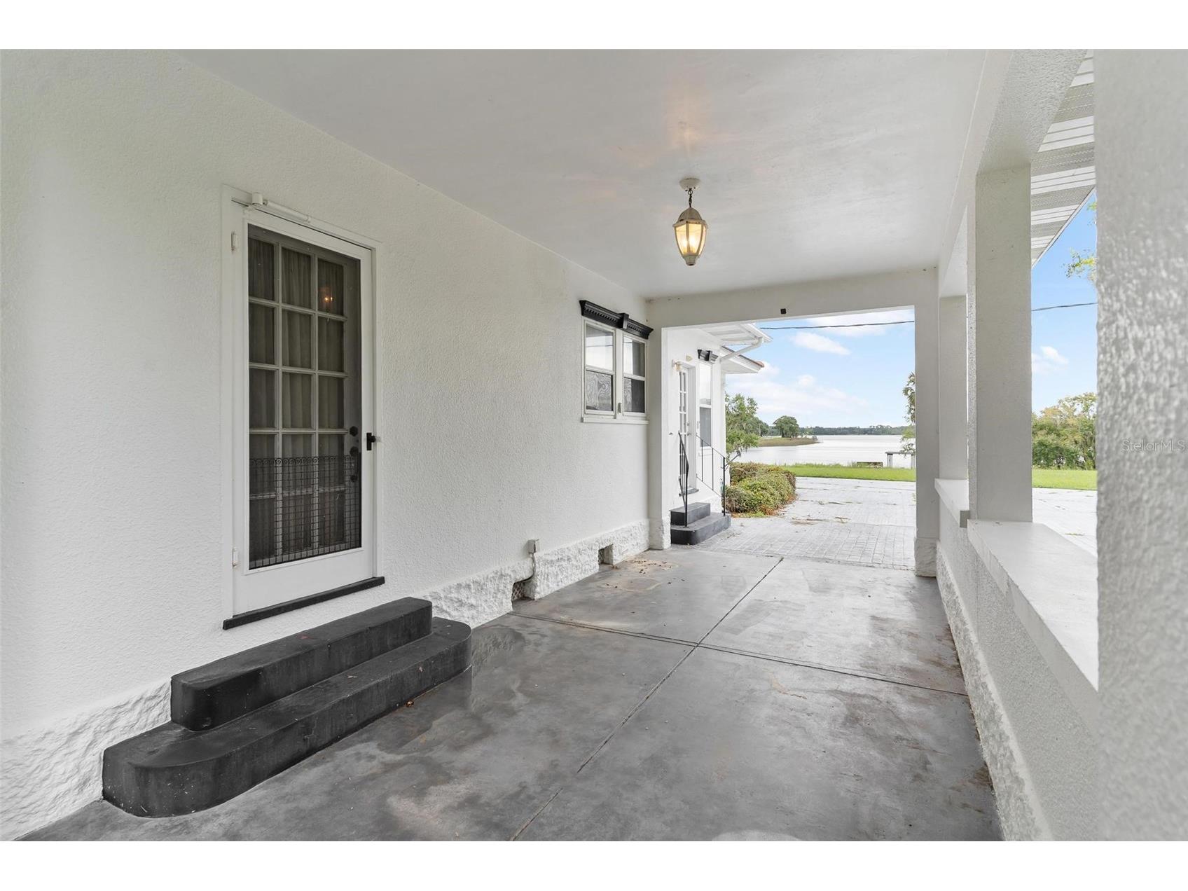 211 S Central Avenue Umatilla FL 32784 - LAKE UMATILLA G5101216 image4