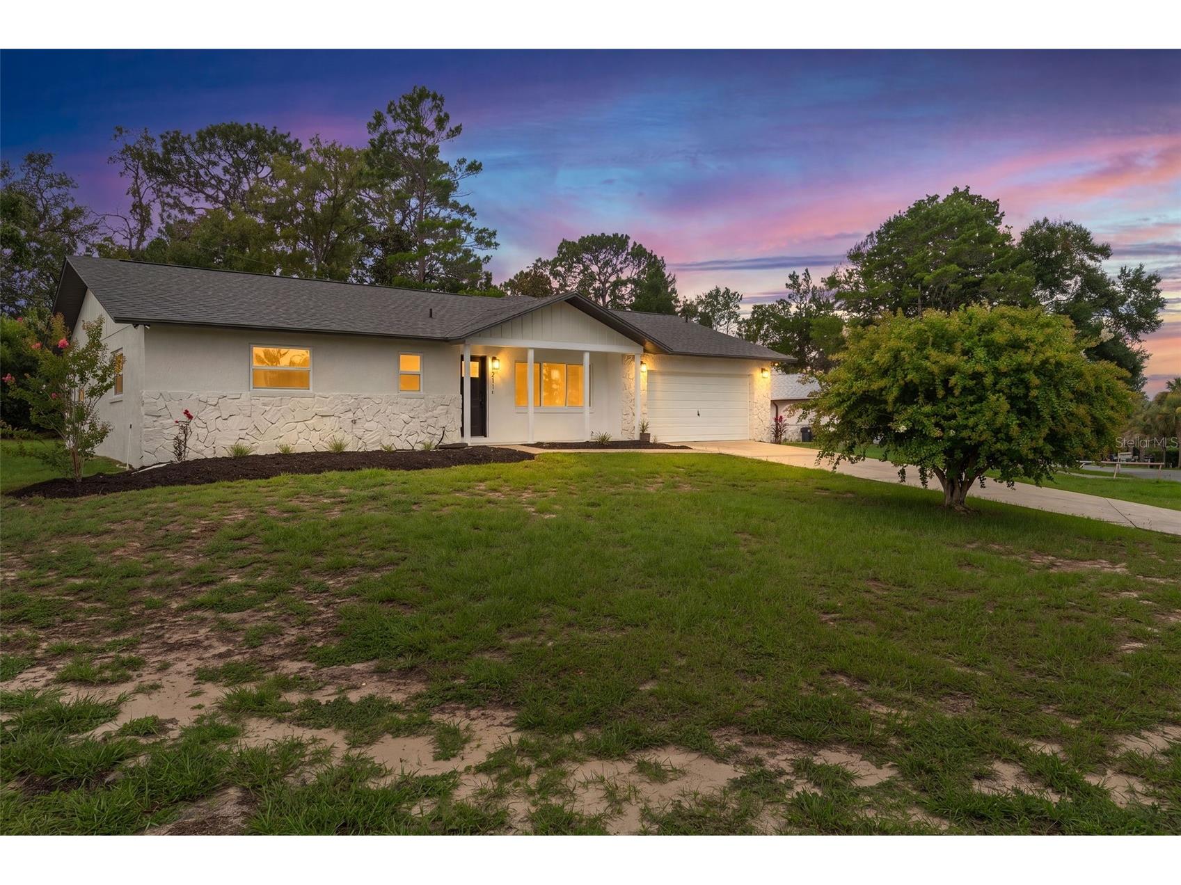 211 S Davis Street Beverly Hills FL 34465 OM729105 image1