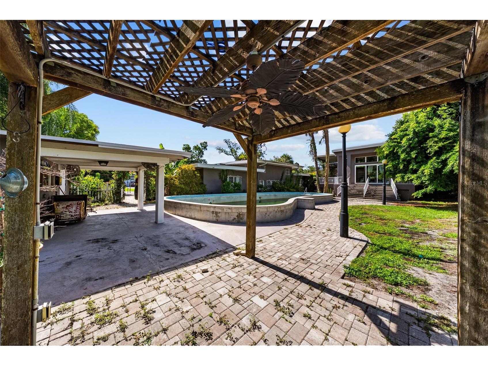 211 S Shore Crest Drive Tampa FL 33609 TB8525494 image13
