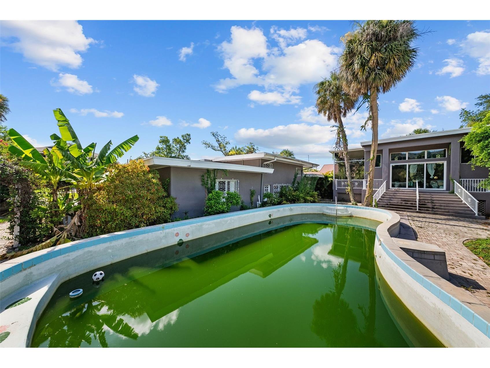 211 S Shore Crest Drive Tampa FL 33609 TB8525535 image12