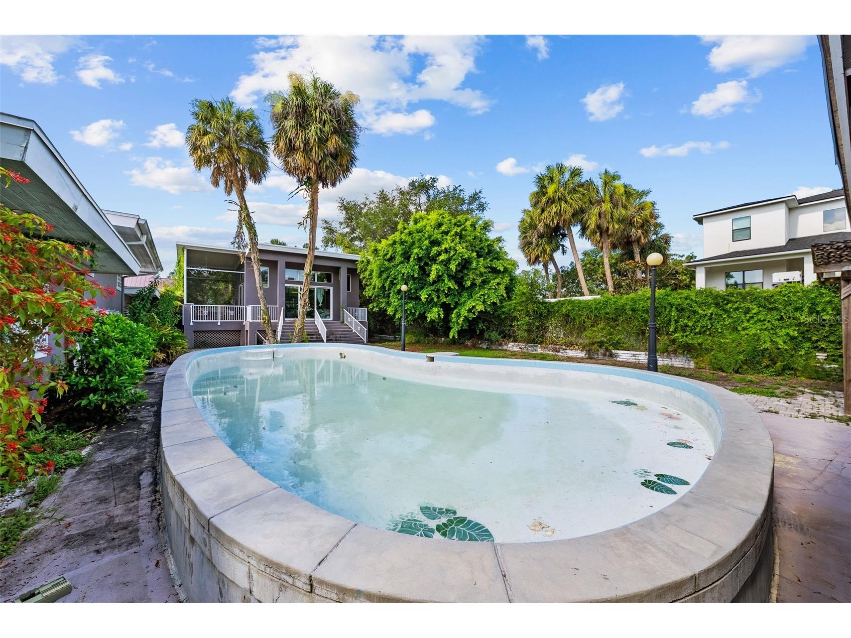 211 S Shore Crest Drive Tampa FL 33609 TB8525535 image5
