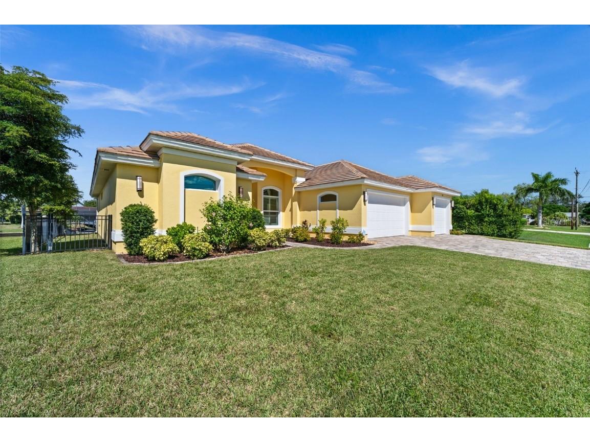 211 SE 37th Lane Cape Coral FL 33904 C7516558 image7