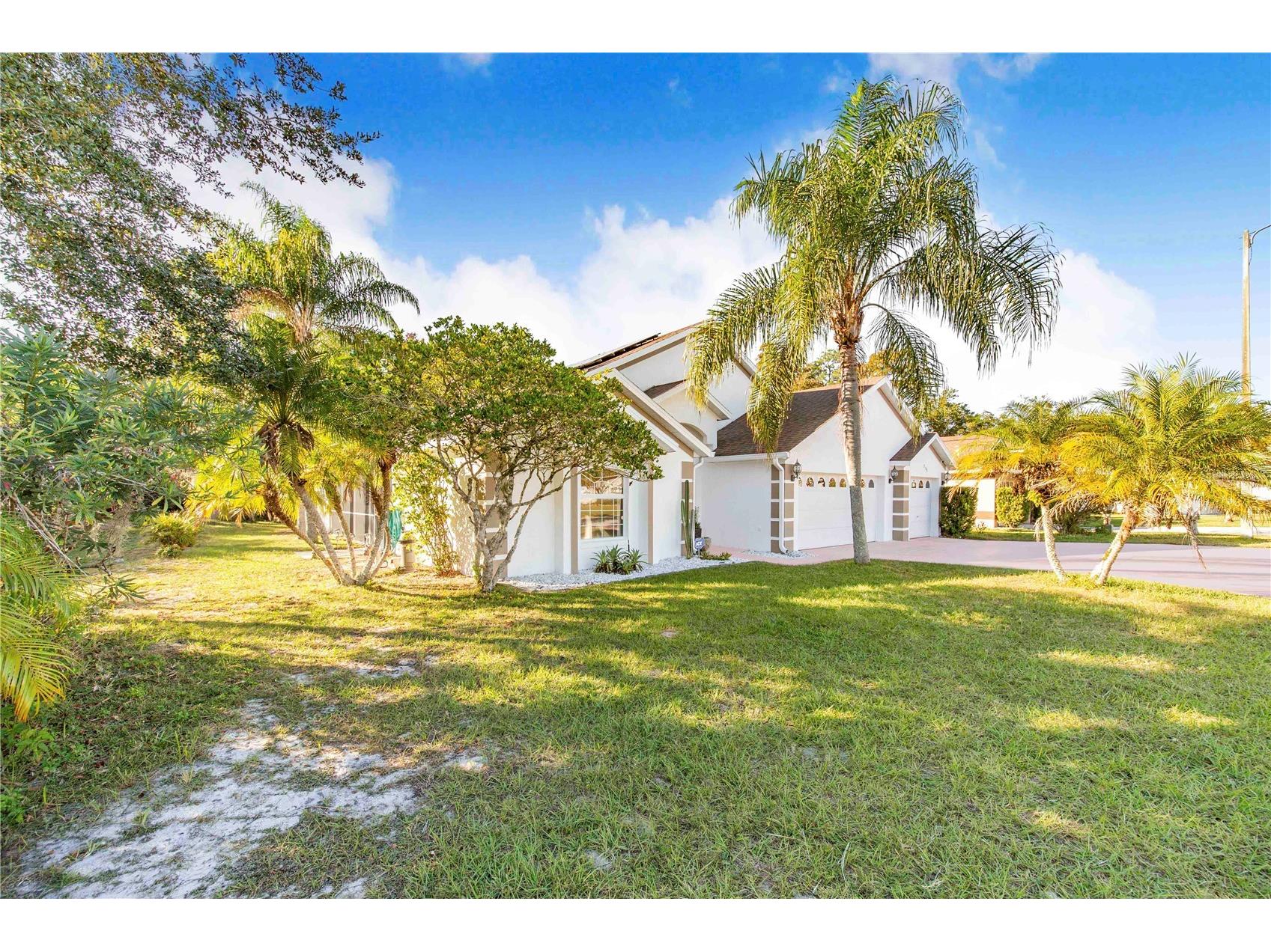 211 Shady Oak Loop Davenport FL 33896 P4937074 image1