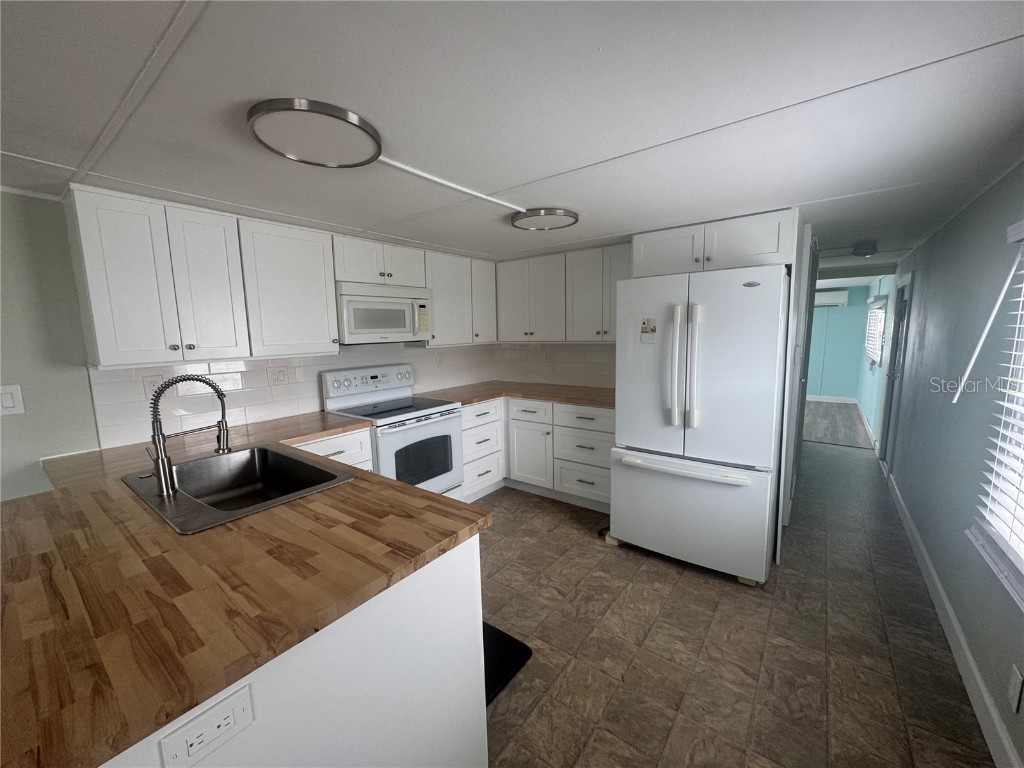 211 Southwinds Drive Sarasota FL 34231 G5096651 image5