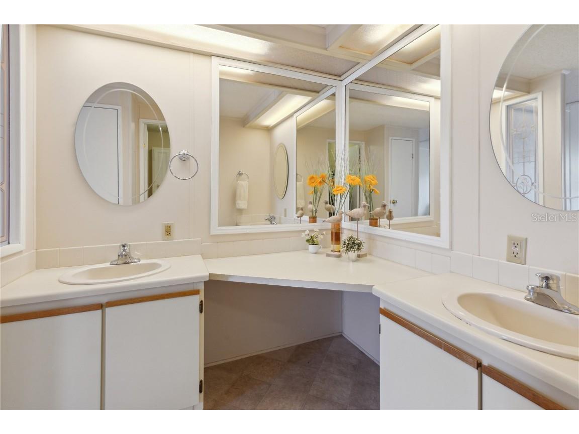 211 Sweet Circle Winter Haven FL 33884 L4952480 image35