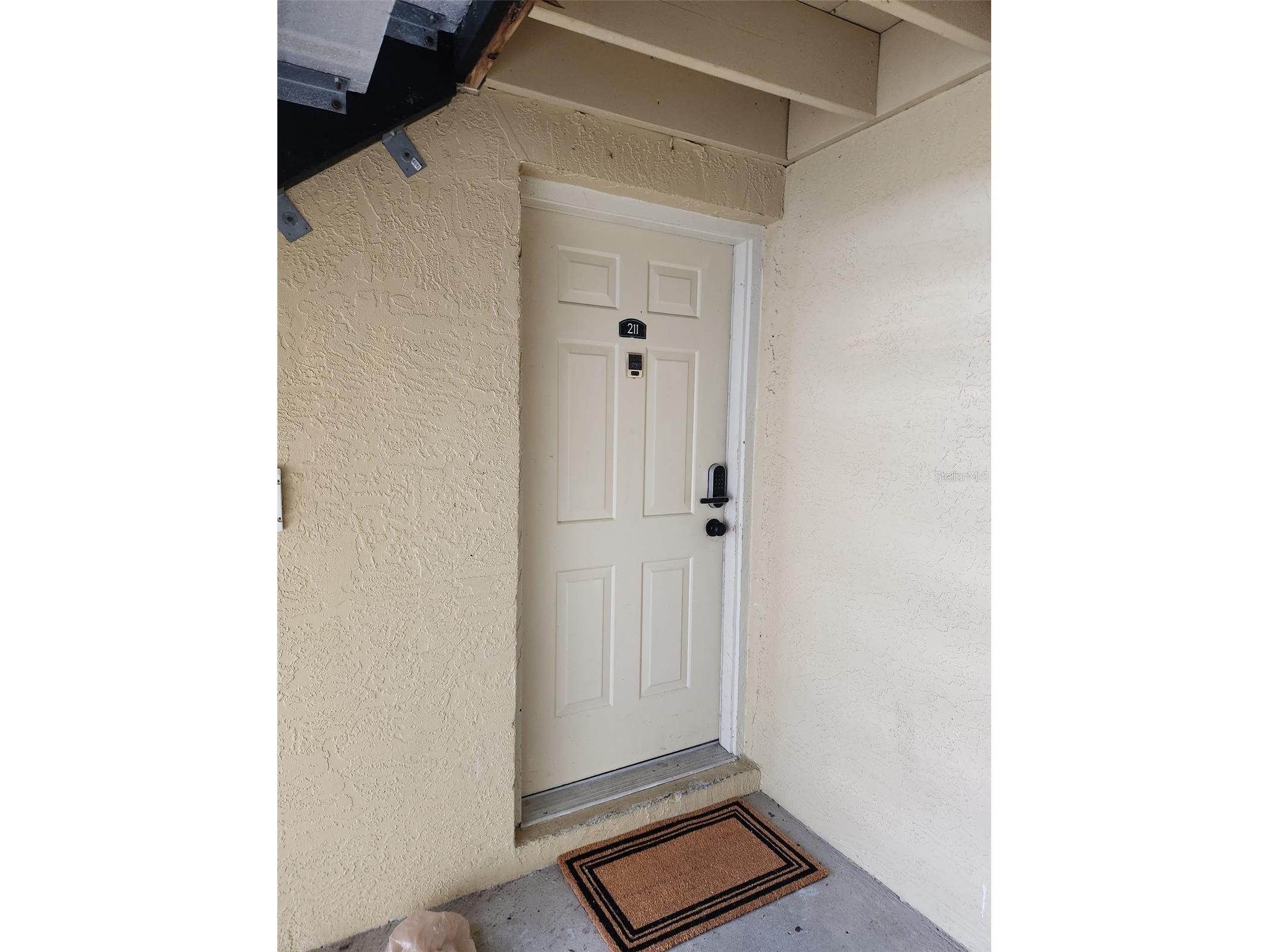 211 Thorn Tree Place Brandon FL 33510 TB8491899 image3
