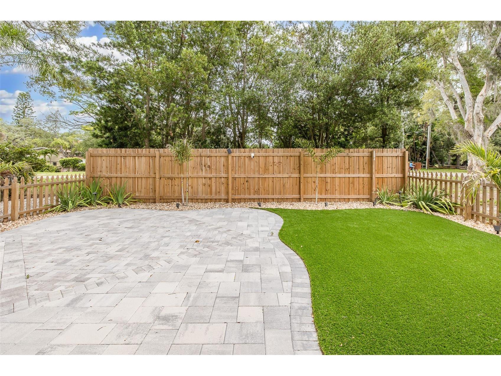 211 Timberlane Drive Palm Harbor FL 34683 TB8518243 image25