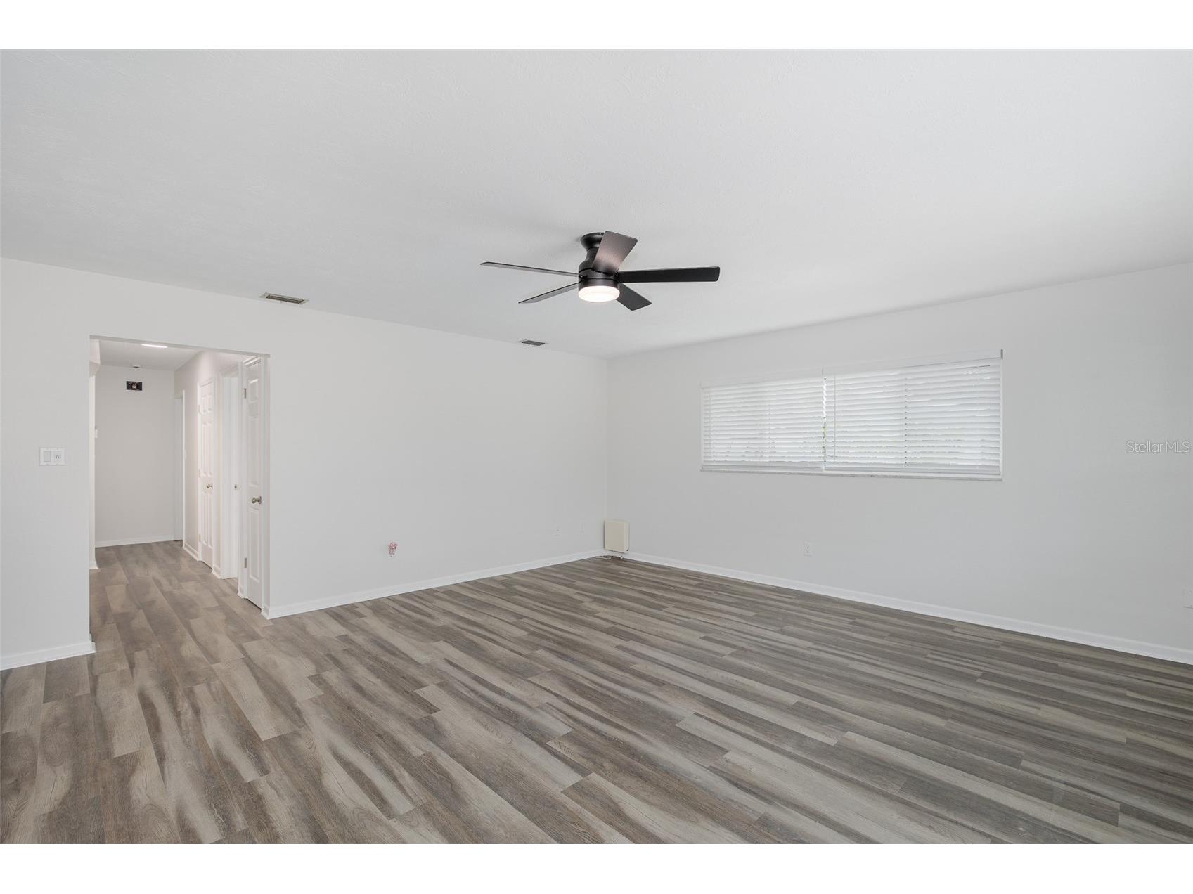 211 Timberlane Drive Palm Harbor FL 34683 TB8518243 image6