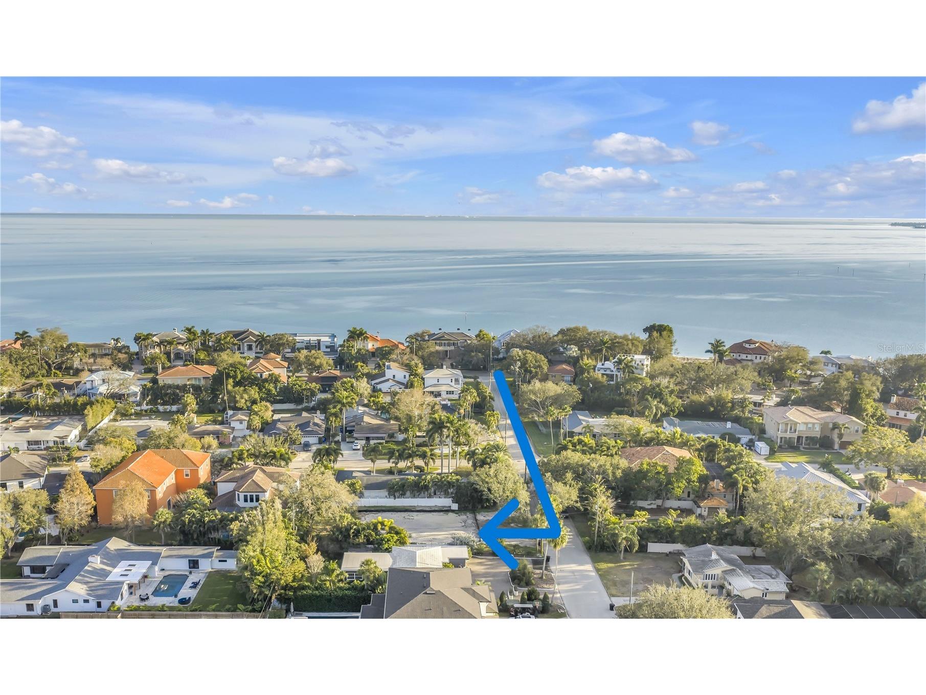 211 Toledo Way NE Saint Petersburg FL 33704 TB8471604 image1