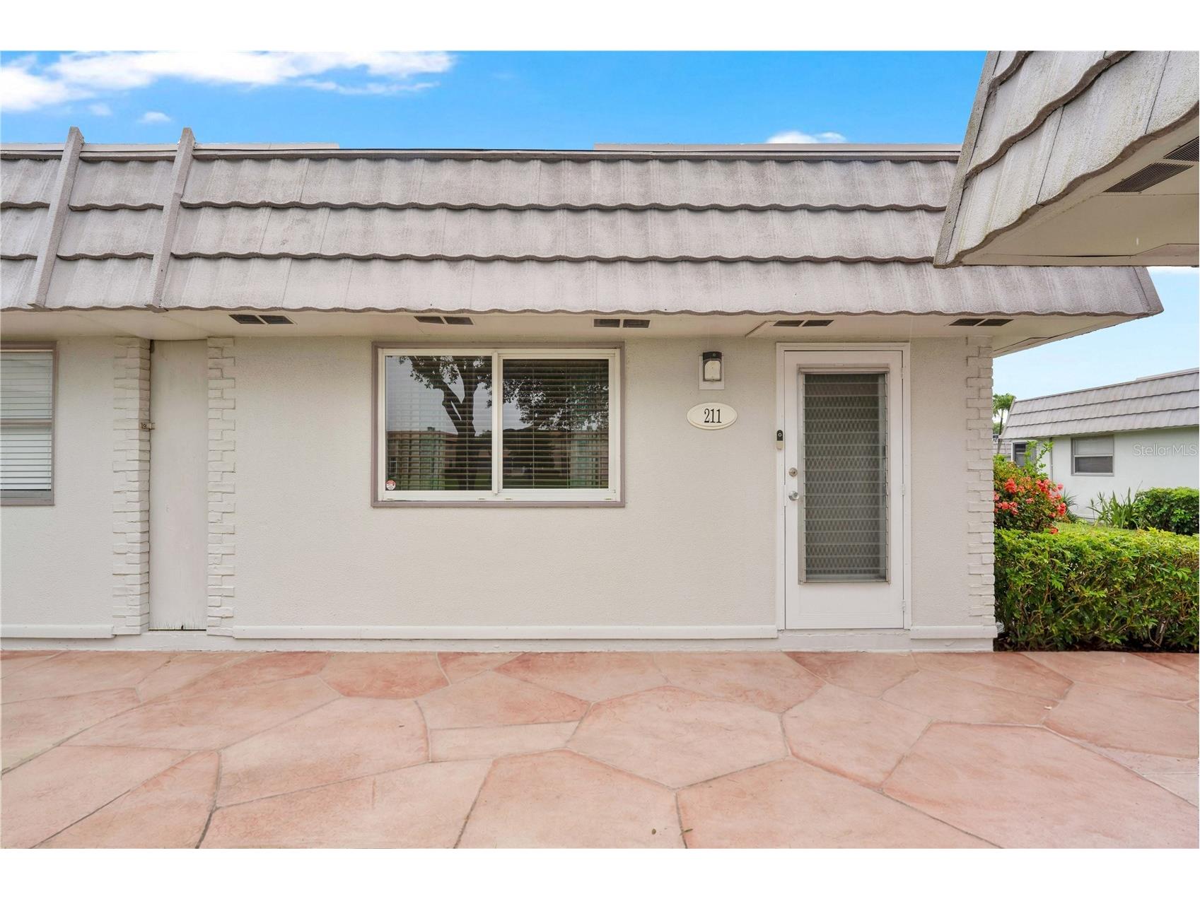211 Valencia I Delray Beach FL 33446 O6401869 image1