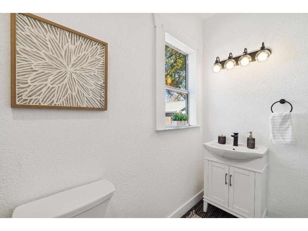 211 W Alva Street Tampa FL 33603 TB8478830 image31
