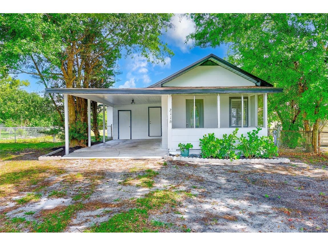 211 W Crescent Drive Lakeland FL 33805 TB8386743 image1