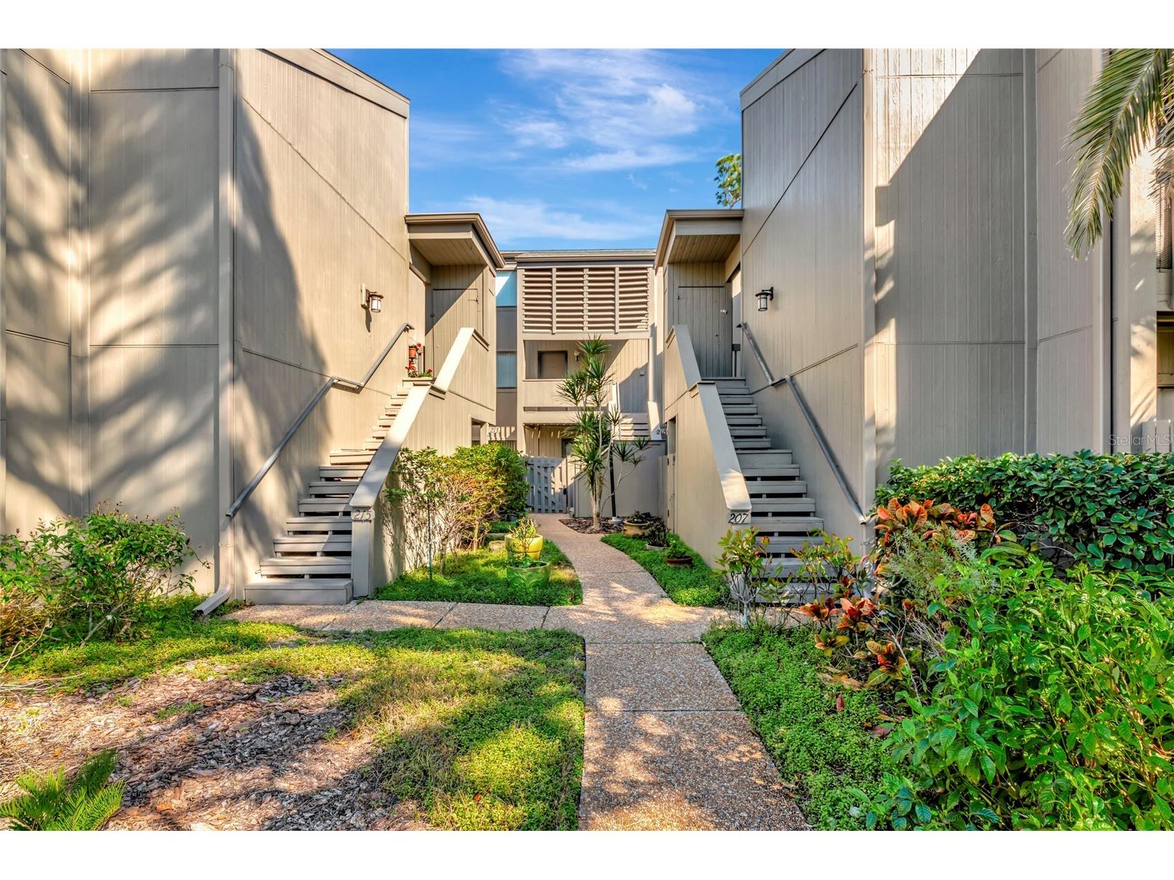 211 Woodland Drive #211 Osprey FL 34229 A4684191 image1