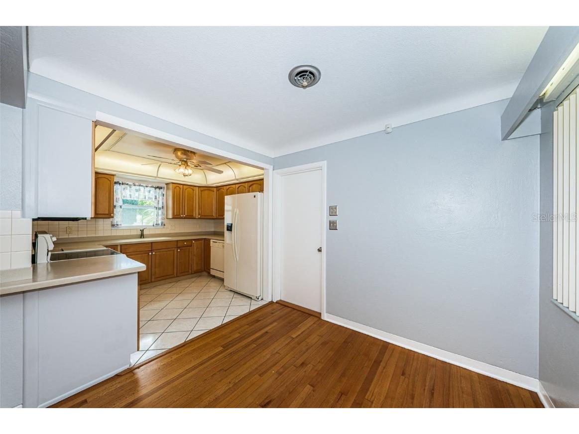 2110 57th Avenue N Saint Petersburg FL 33714 TB8427970 image18