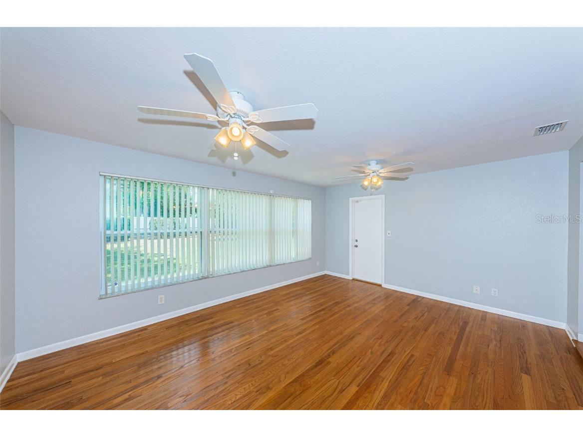 2110 57th Avenue N Saint Petersburg FL 33714 TB8427970 image23