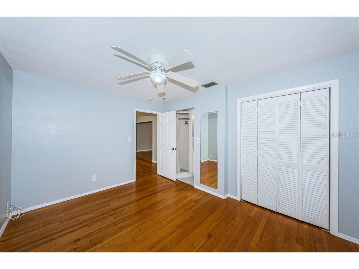 2110 57th Avenue N Saint Petersburg FL 33714 TB8427970 image25