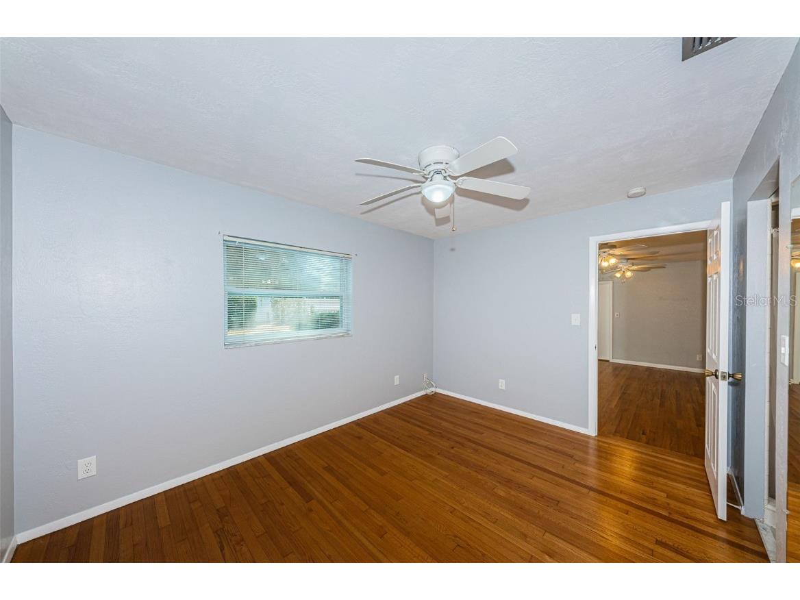 2110 57th Avenue N Saint Petersburg FL 33714 TB8427970 image26