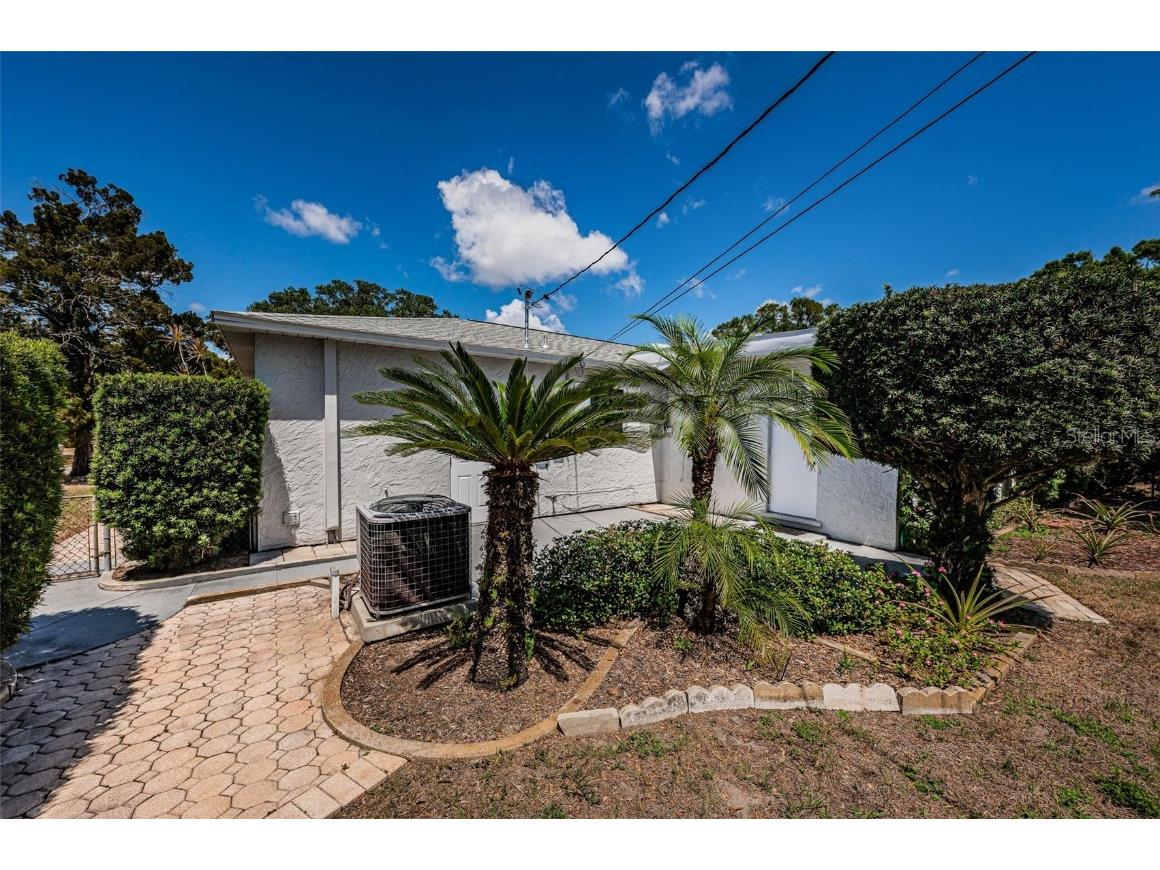 2110 57th Avenue N Saint Petersburg FL 33714 TB8427970 image37