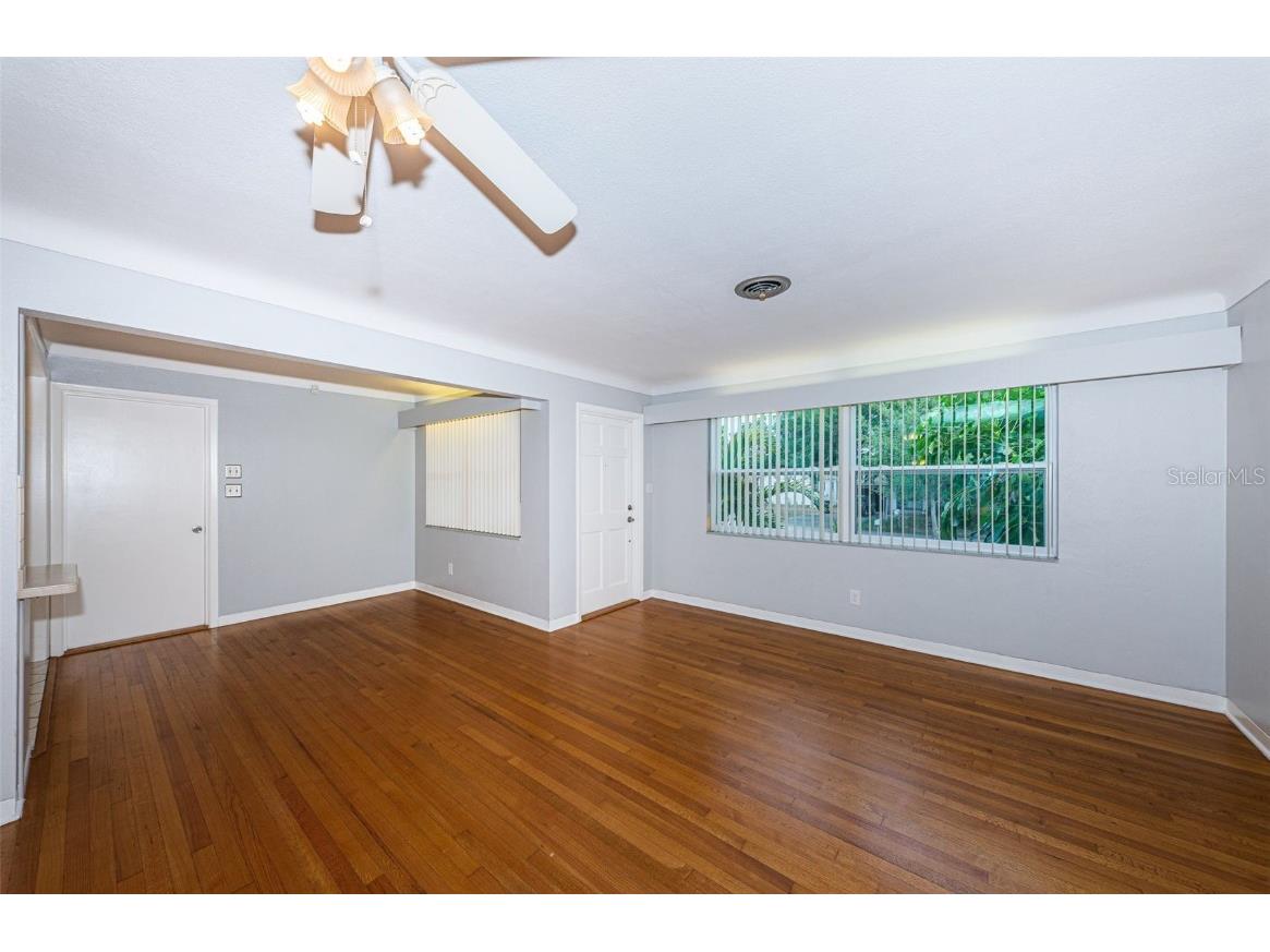 2110 57th Avenue N Saint Petersburg FL 33714 TB8427970 image7