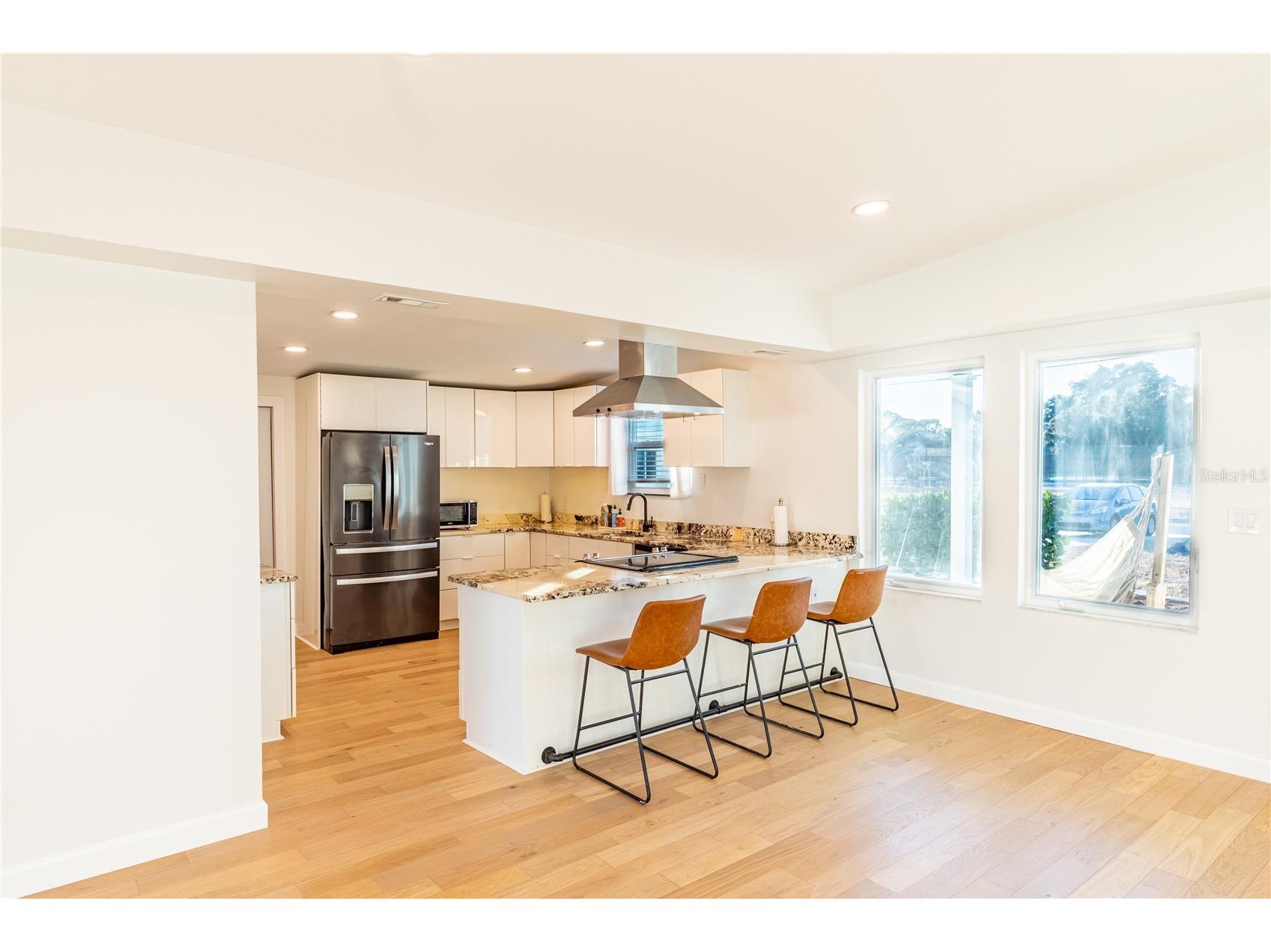 2110 Alcazar Way S Saint Petersburg FL 33712 TB8493208 image6