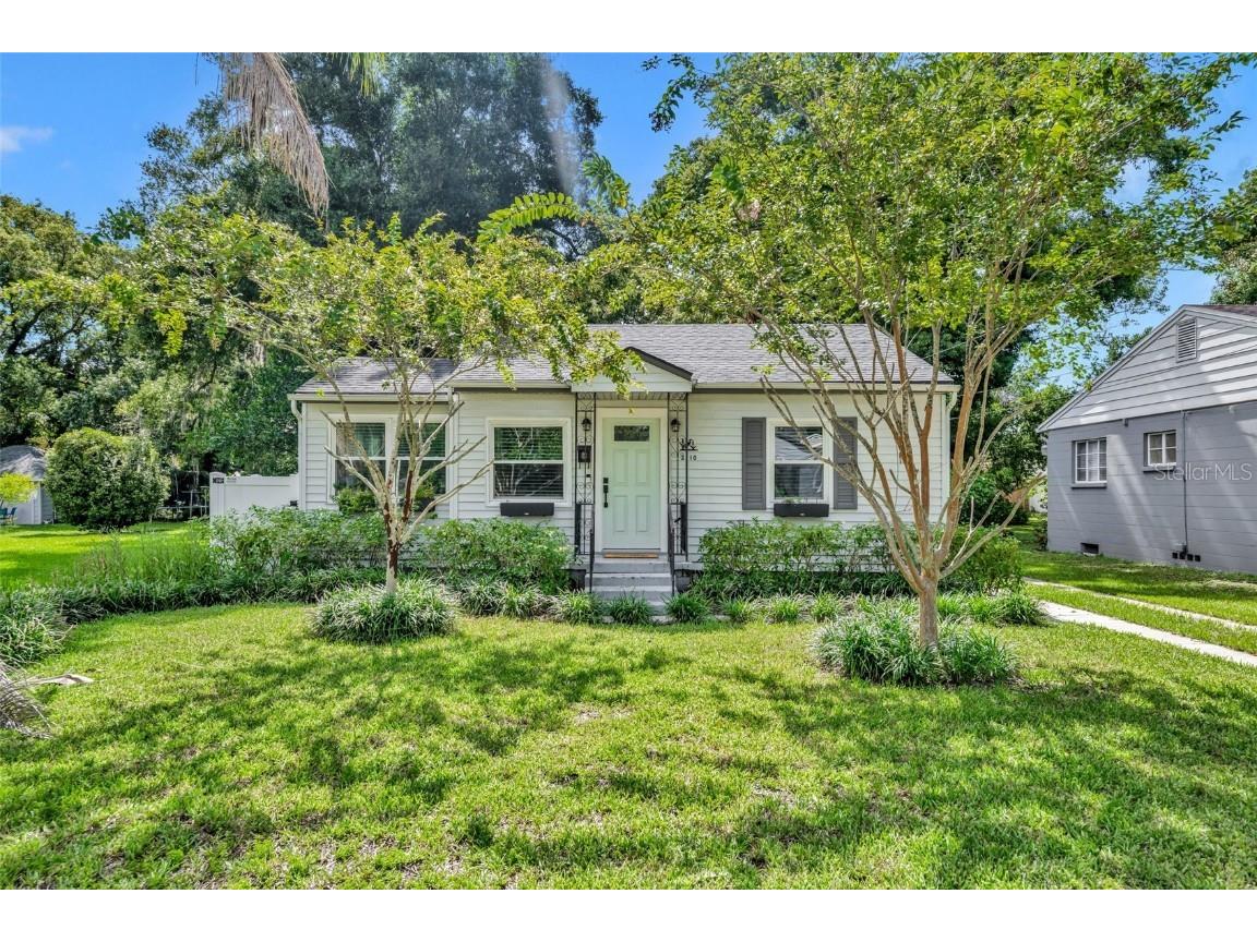 2110 Amherst Avenue Orlando FL 32804 O6230355 image1