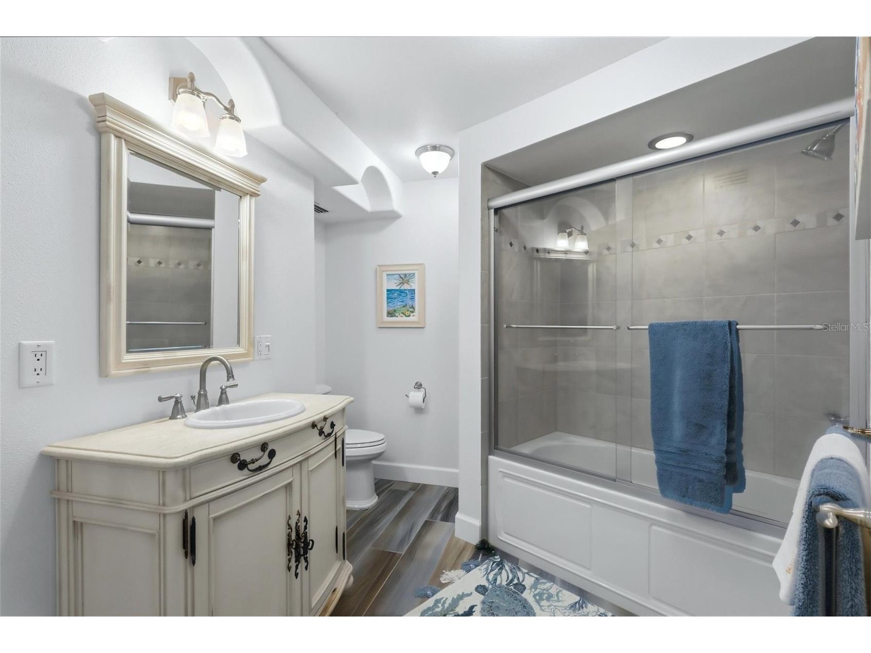 2110 Benjamin Franklin Drive #104 Sarasota FL 34236 A4696214 image32
