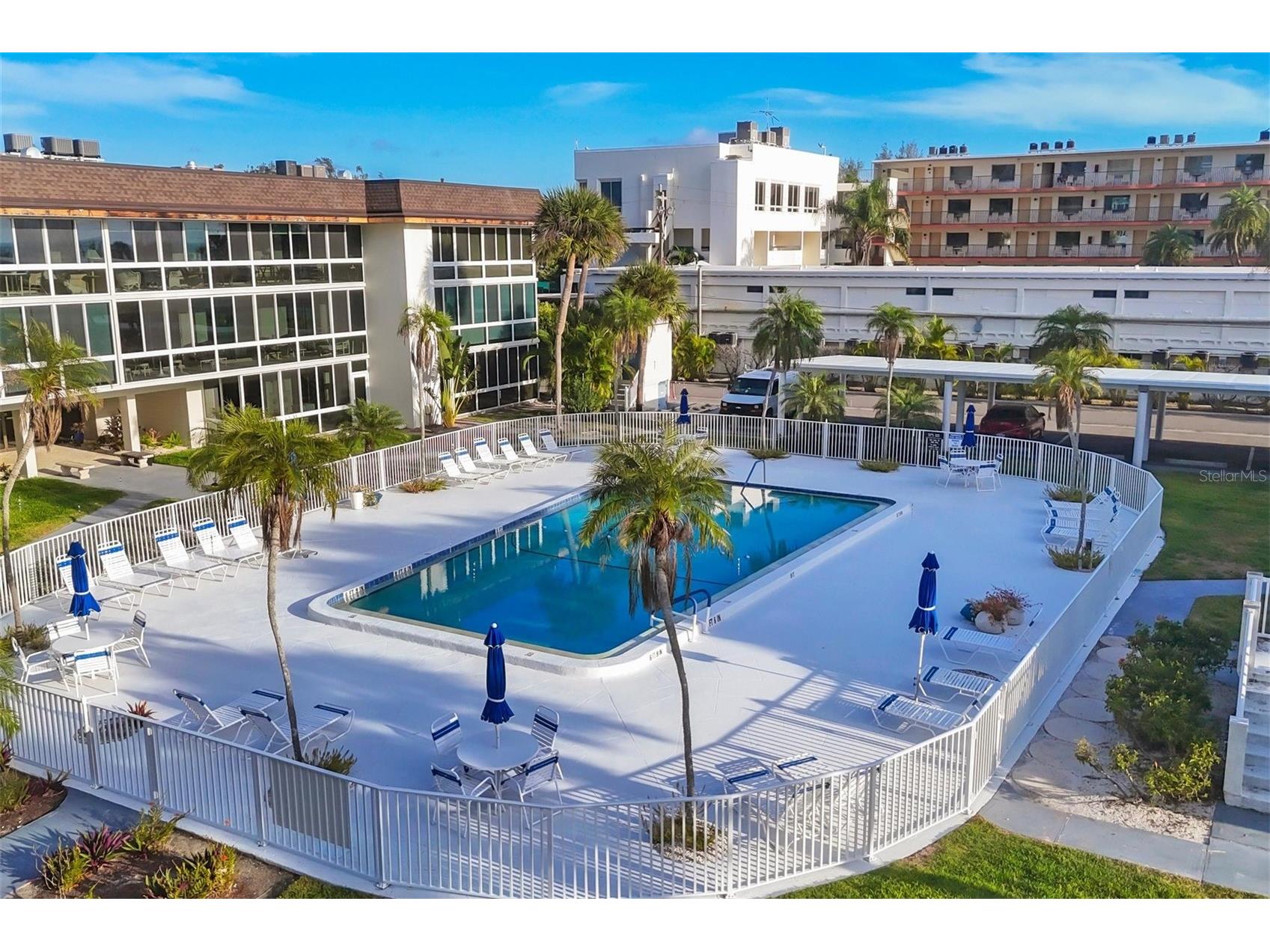 2110 Benjamin Franklin Drive #104 Sarasota FL 34236 A4696214 image50